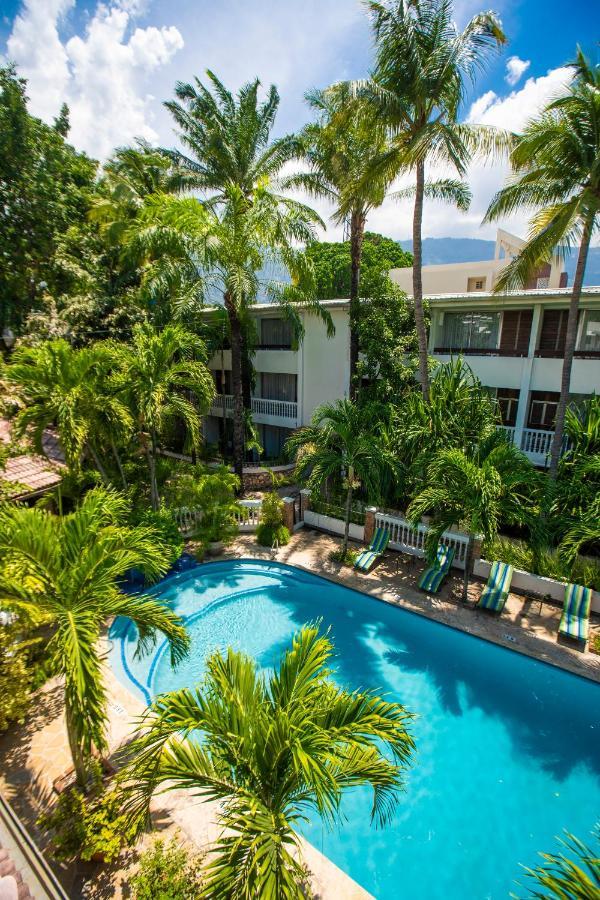 Le Plaza Hotel Port-au-Prince Esterno foto